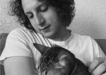 “Poco a poco fui cayendo en la autoficción”: Ricardo Guerra de la Peña